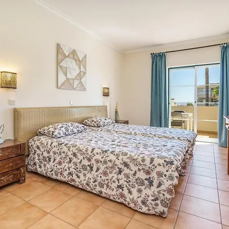 In Luxury By Qozzy דירה